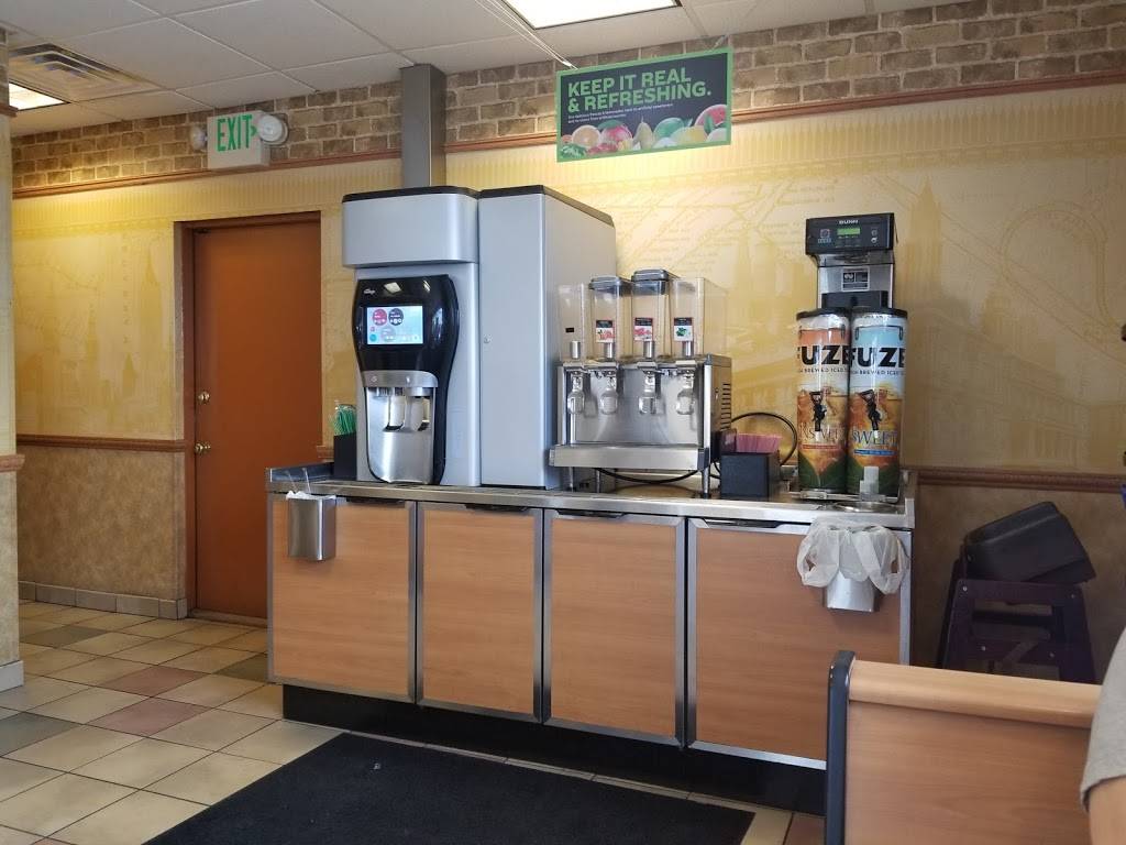 Subway Restaurants | restaurant | 3600 N Hobart Rd, Hobart, IN 46342, USA | 2199621149 OR +1 219-962-1149