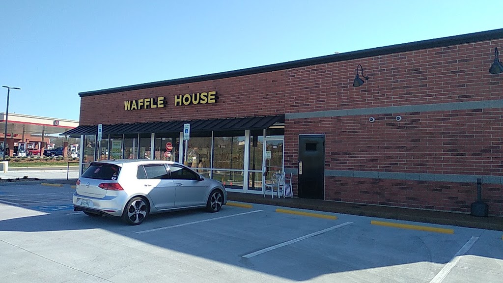 Waffle House | restaurant | 150 Cook St, Abingdon, VA 24210, USA | 2766145143 OR +1 276-614-5143