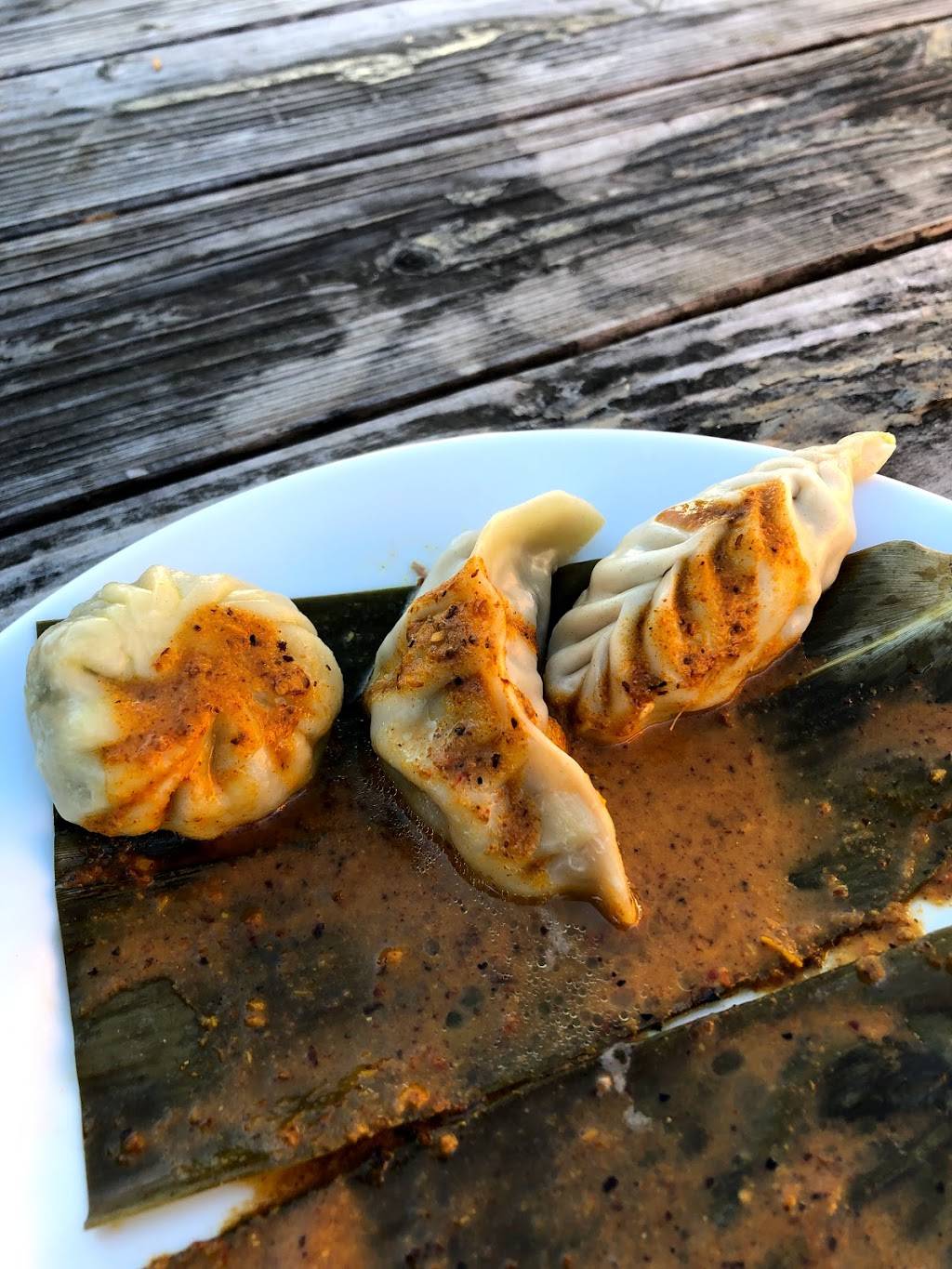 Sherpa Nirvana | restaurant | 5427 NE 42nd Ave, Portland, OR 97218, USA | 9714091899 OR +1 971-409-1899