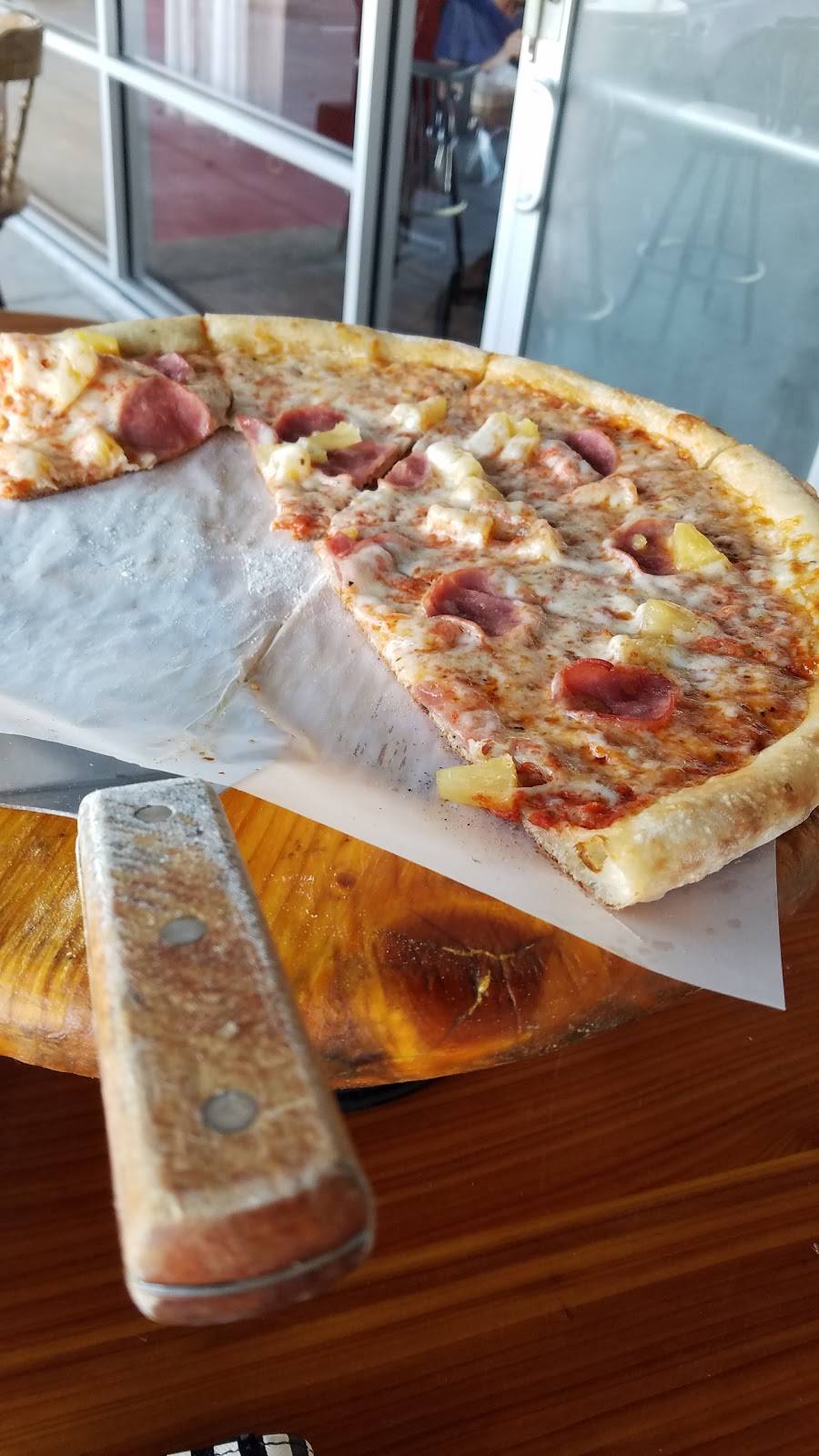 Bada Bing Pizzeria & Italian Cuisine | restaurant | 2925 Gulf Fwy S, League City, TX 77573, USA | 2813370819 OR +1 281-337-0819