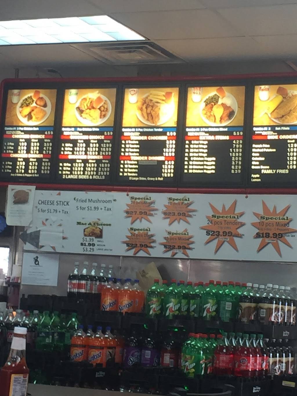 Lisas Chicken | restaurant | 2315 NW 24th St, Fort Worth, TX 76164, USA | 8176265080 OR +1 817-626-5080