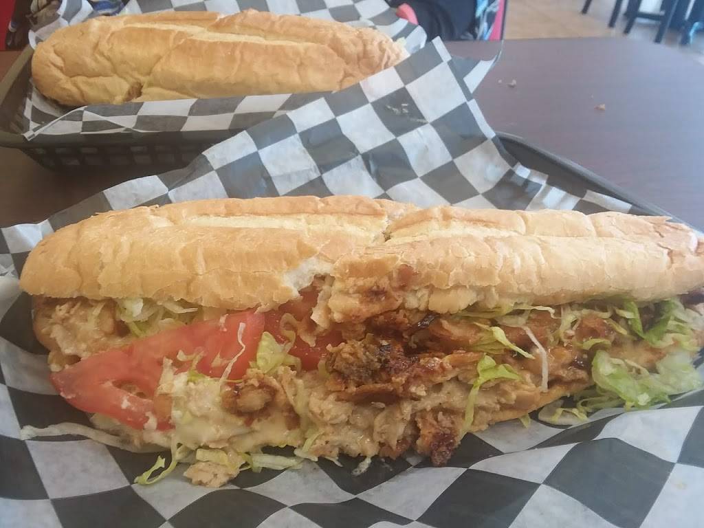 Buffalo Phillys | restaurant | 2072 Daniel Stuart Square, Woodbridge, VA 22191, USA | 7034919464 OR +1 703-491-9464