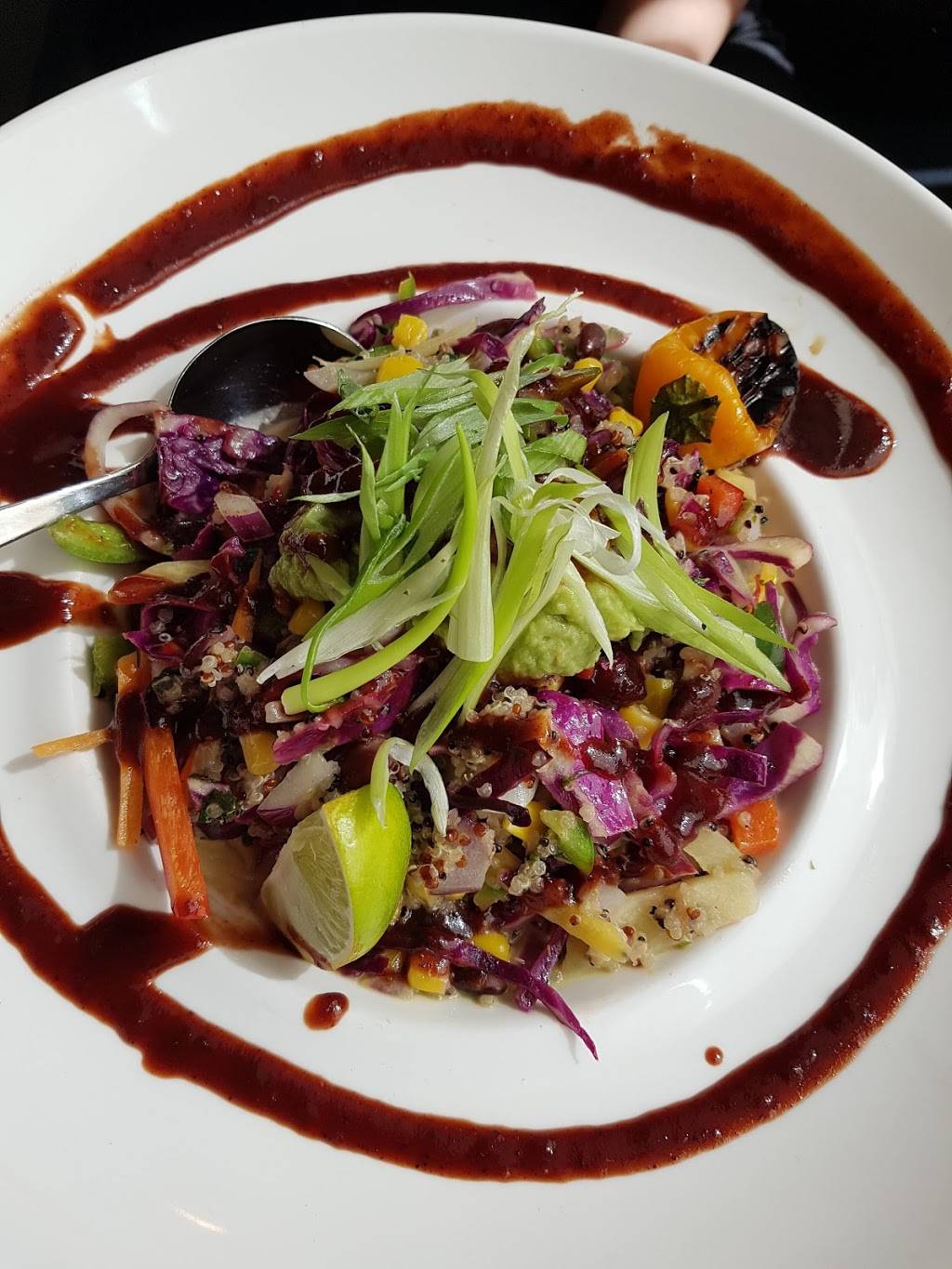 Occo Kitchen | restaurant | 4240 Innes Rd, Orléans, ON K4A 5E6, Canada | 6138341200 OR +1 613-834-1200