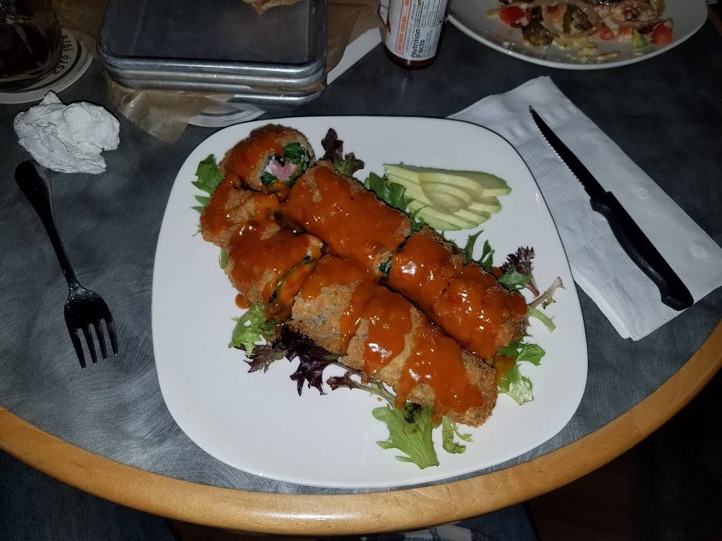 Escape Bar & Grill | restaurant | 9004 NE Sandy Blvd, Portland, OR 97220, USA | 5032554300 OR +1 503-255-4300