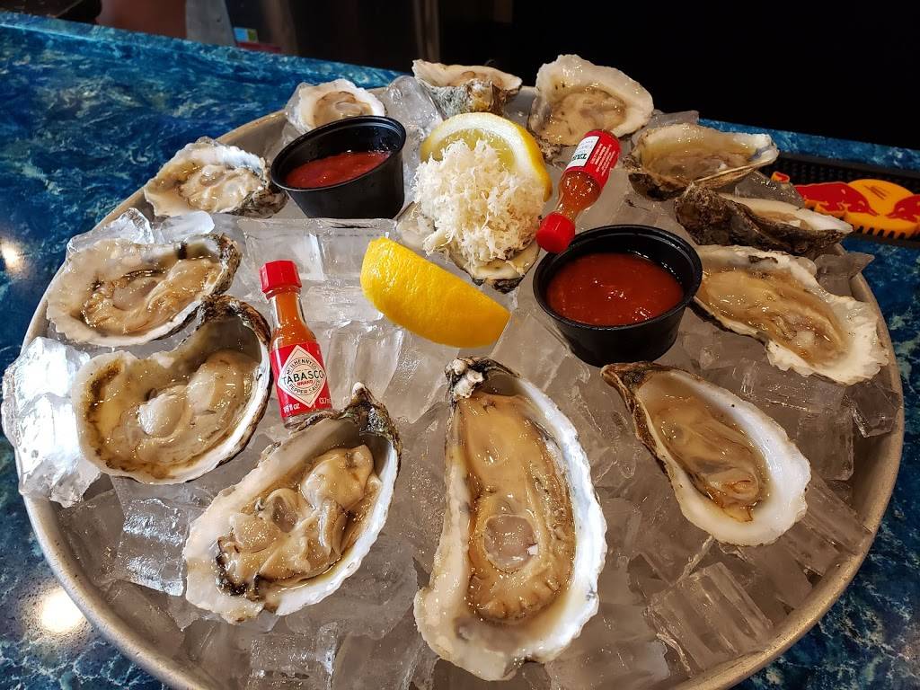 The Tin Fish | restaurant | 707 State St, Newburgh, IN 47630, USA | 8124907000 OR +1 812-490-7000