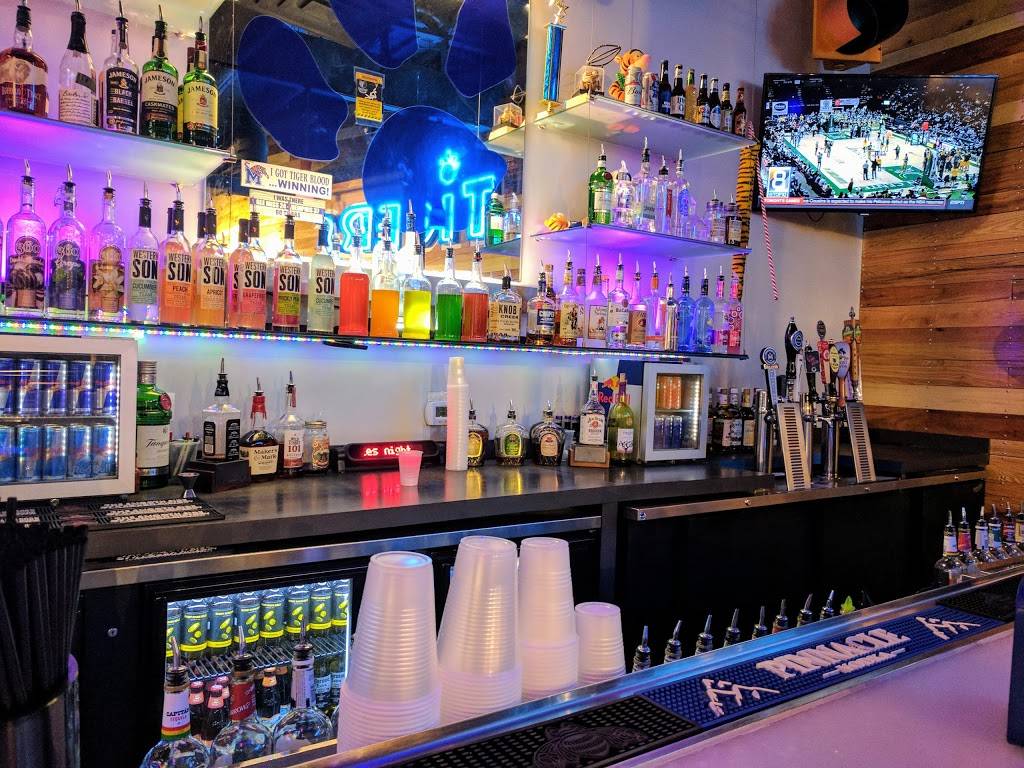 Ubees | meal delivery | 521 S Highland St, Memphis, TN 38111, USA | 9013230900 OR +1 901-323-0900