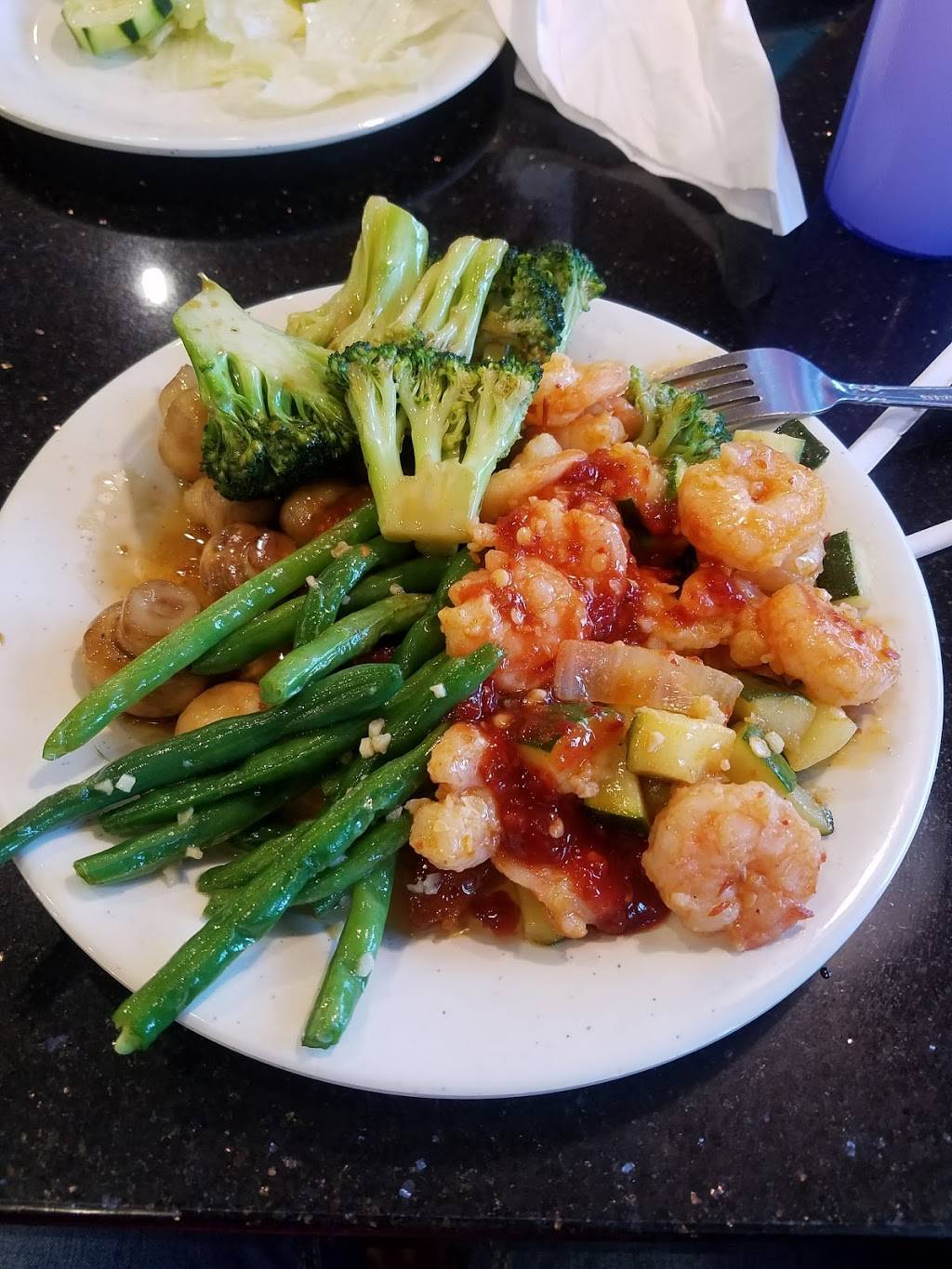 Tian Tian Buffet | restaurant | 870 W El Monte Way STE G, Dinuba, CA 93618, USA | 5595916888 OR +1 559-591-6888