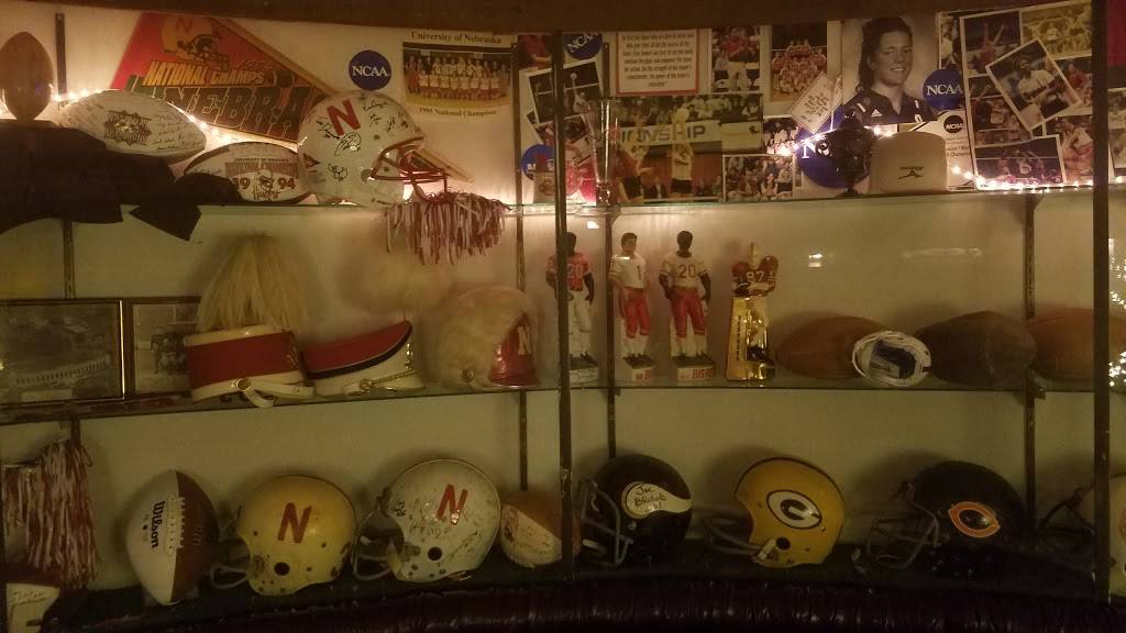 Mistys Restaurant & Lounge | restaurant | 6235 Havelock Ave, Lincoln, NE 68507, USA | 4024668424 OR +1 402-466-8424