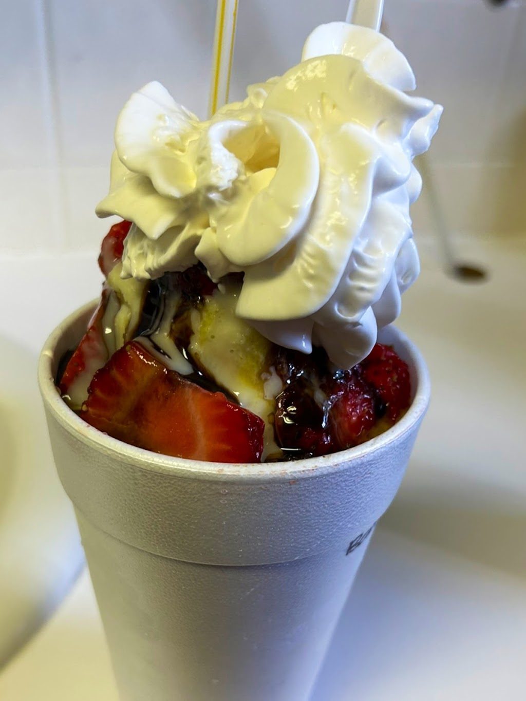 Snow Queen Snowballs | restaurant | 4129 N Foster Dr, Baton Rouge, LA 70805, USA | 2254958072 OR +1 225-495-8072