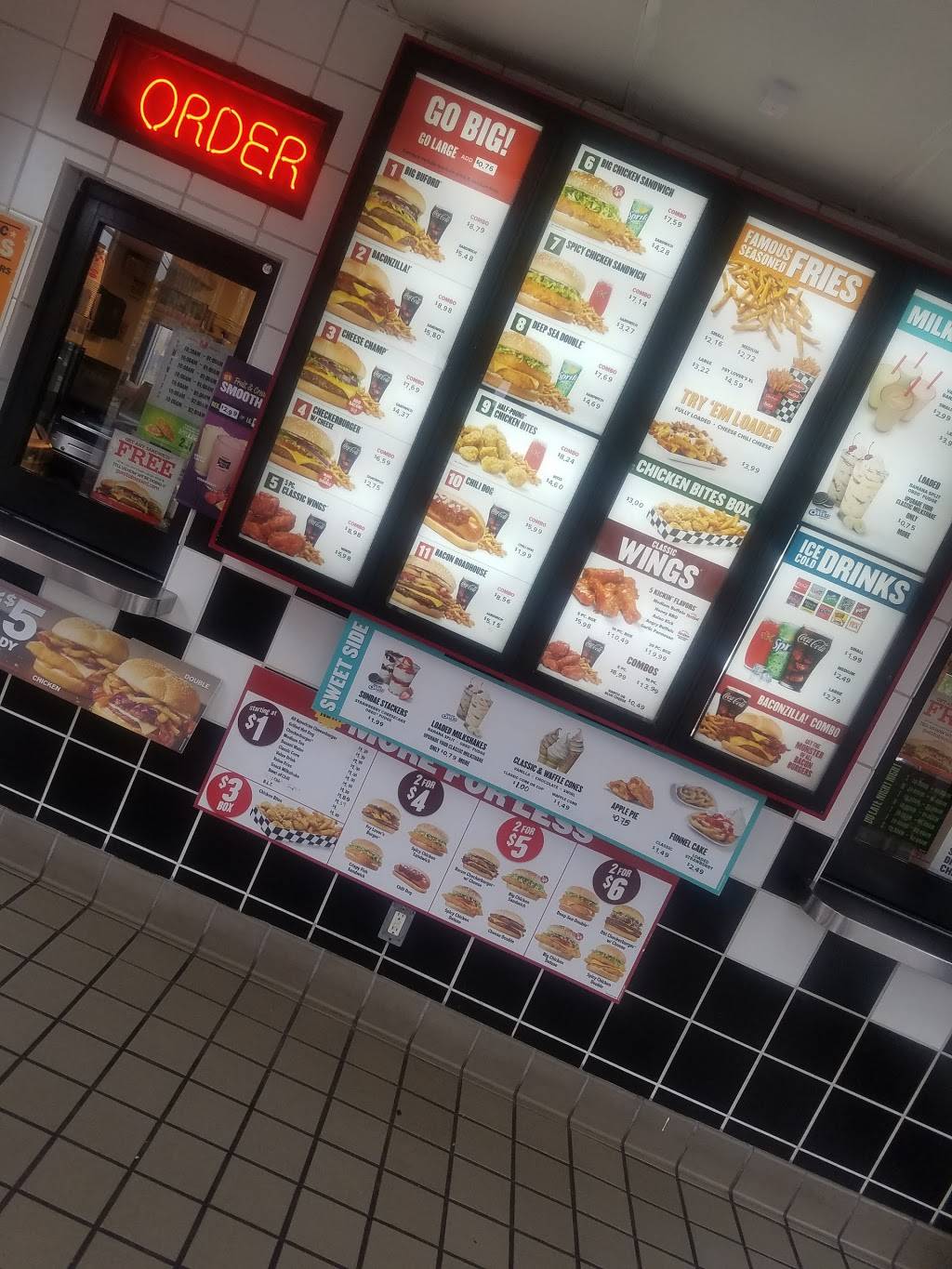 Checkers | restaurant | 461 Fulton Ave, Hempstead, NY 11550, USA | 5165652906 OR +1 516-565-2906