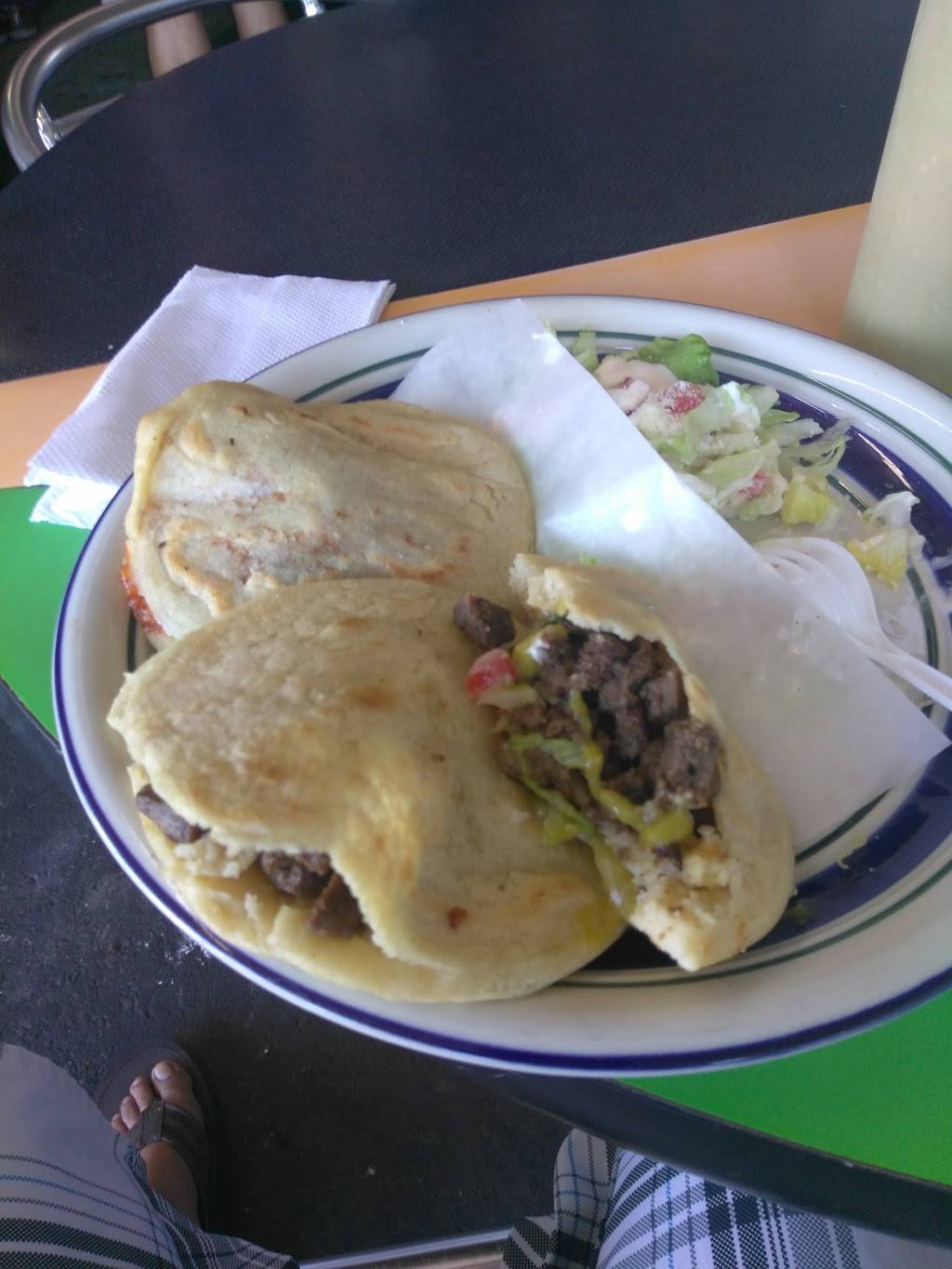 Esthers Cafe | restaurant | 3001 E Hillsborough Ave, Tampa, FL 33610, USA | 8132326217 OR +1 813-232-6217