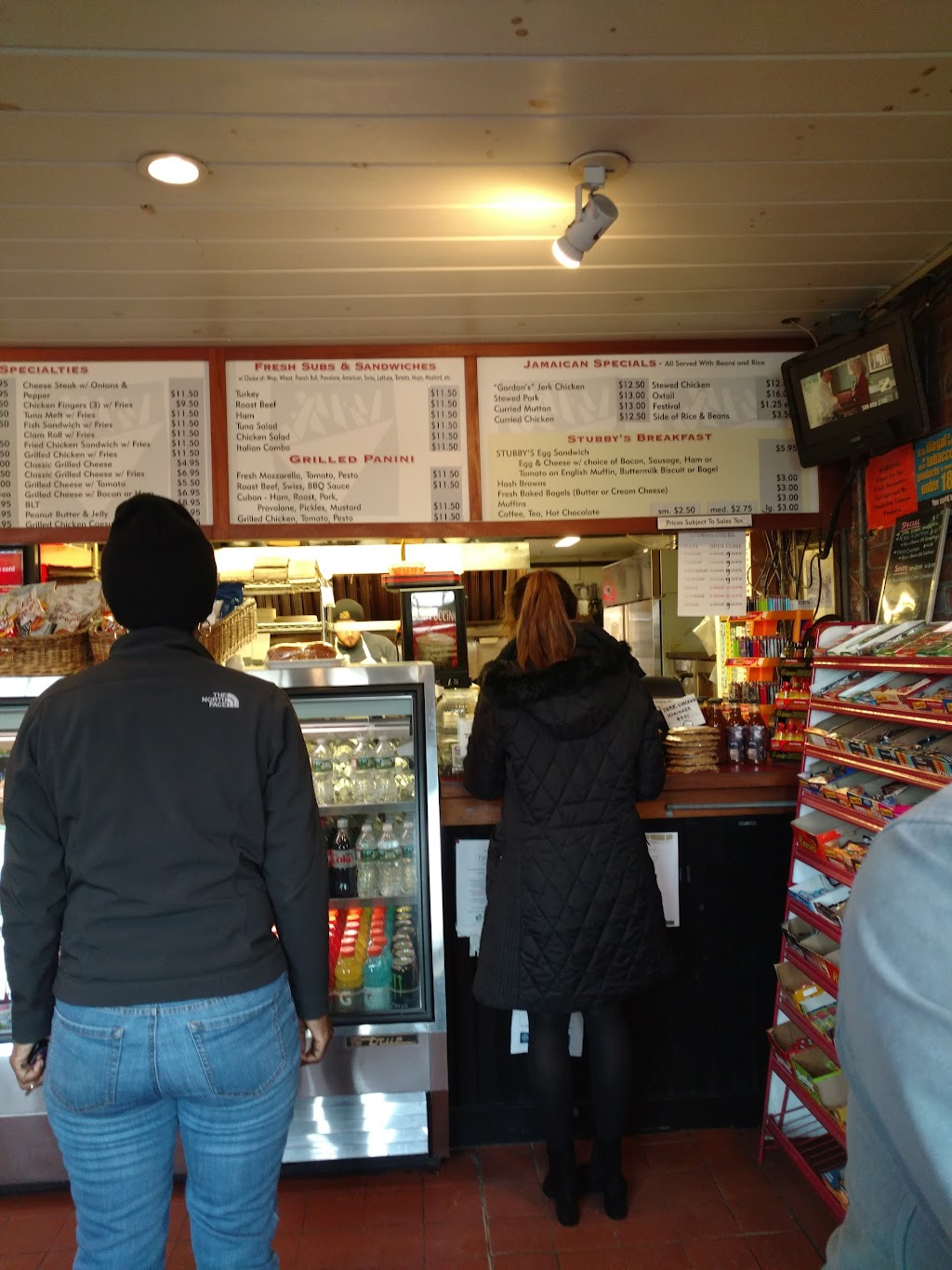 Stubbys | restaurant | 8 Steamboat Wharf, Nantucket, MA 02554, USA | 5082280028 OR +1 508-228-0028