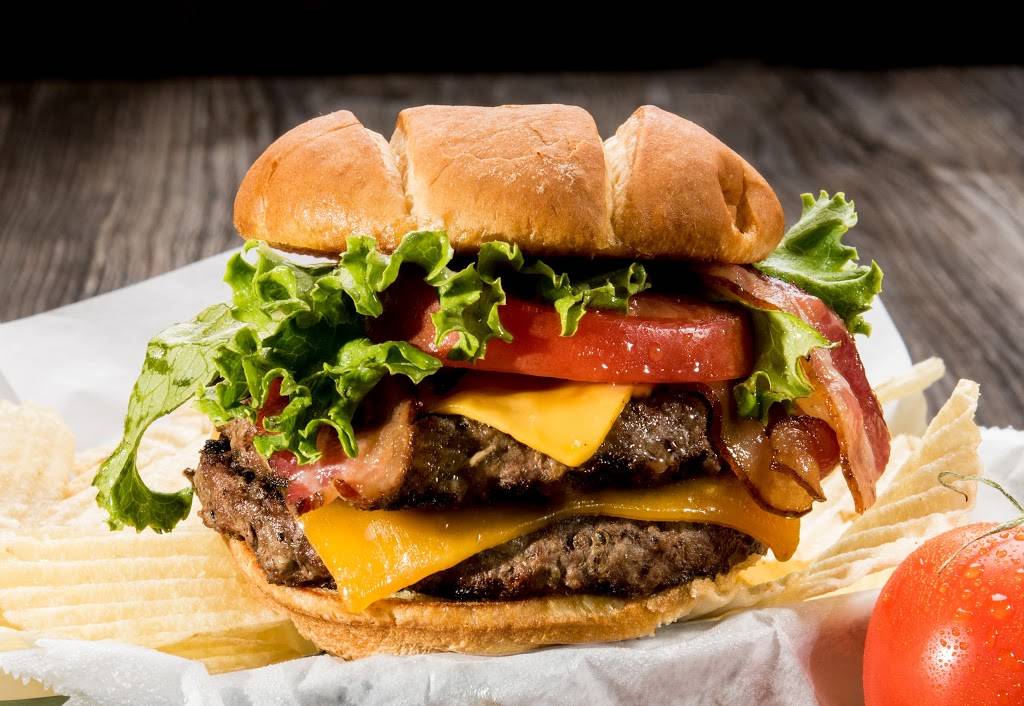 CKs Eats n Drinks | restaurant | 325 S Gulfview Blvd, Clearwater Beach, FL 33767, USA | 7274435377 OR +1 727-443-5377