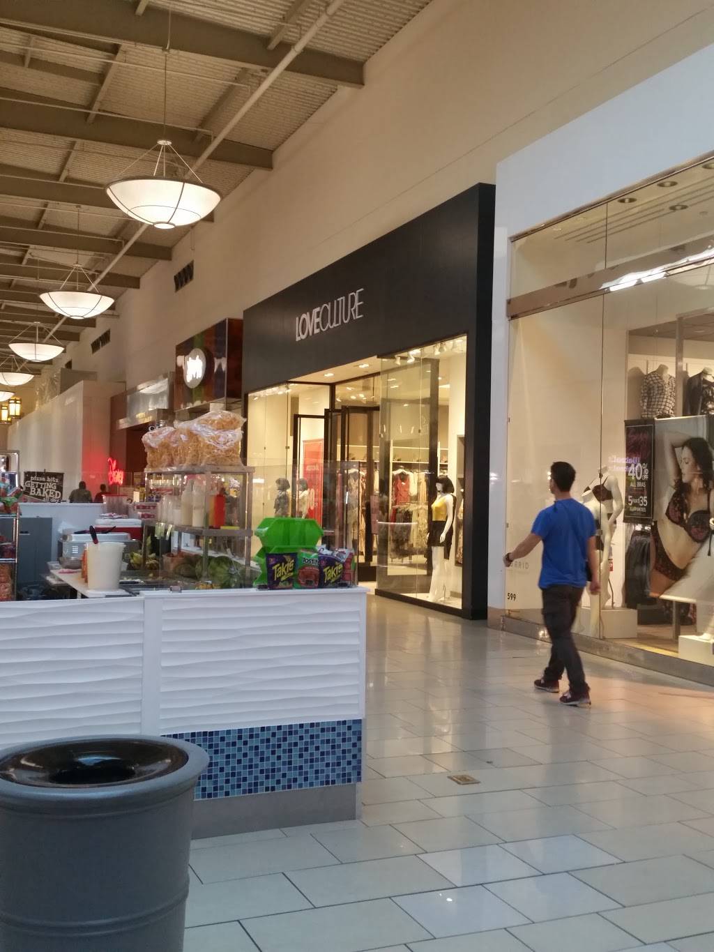 Fashion Fair | shopping mall | 645 E Shaw Ave, Fresno, CA 93710, USA | 5592241591 OR +1 559-224-1591