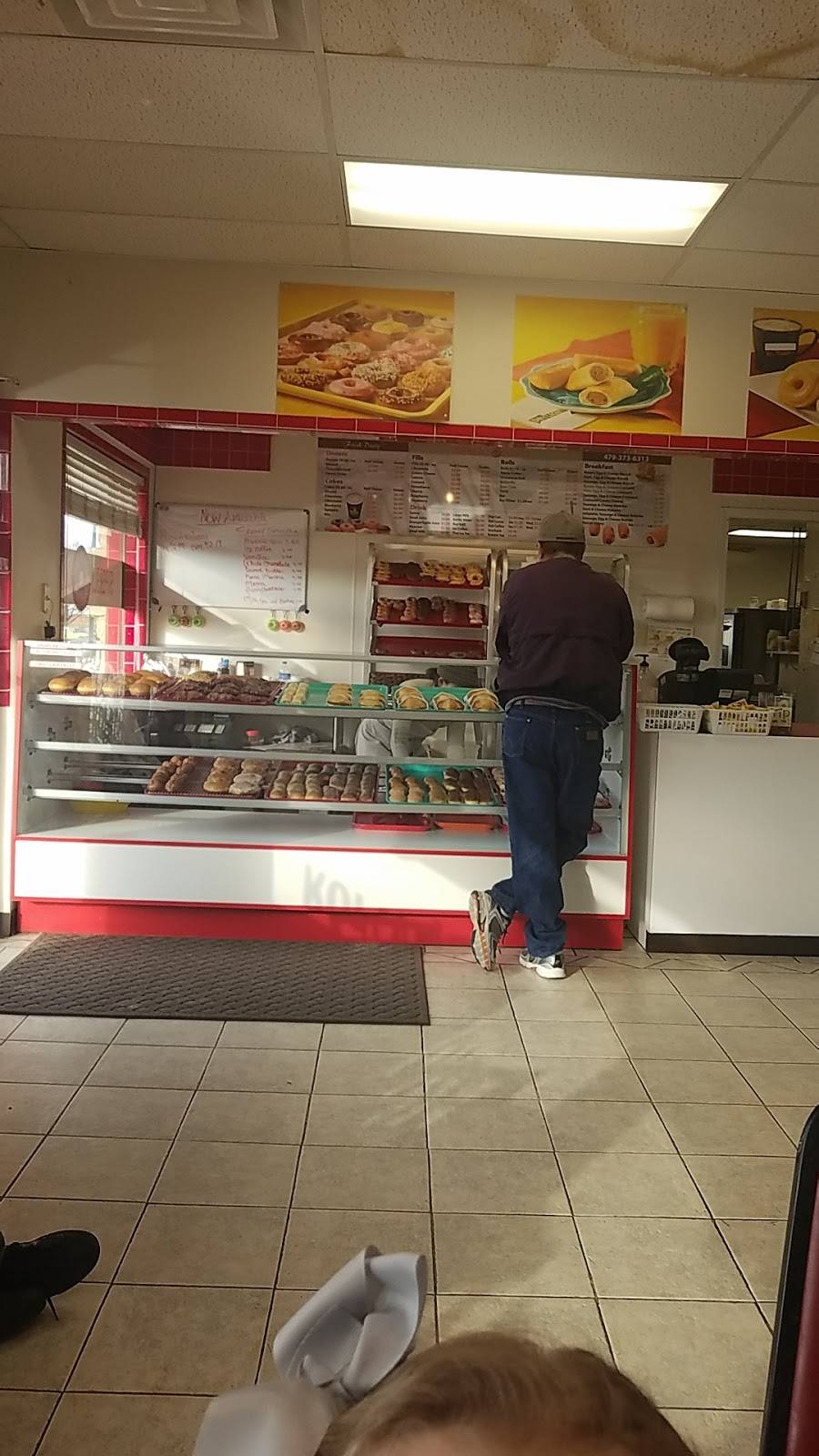 Superbly Donuts. | bakery | 271 US-412, Siloam Springs, AR 72761, USA | 4793736313 OR +1 479-373-6313