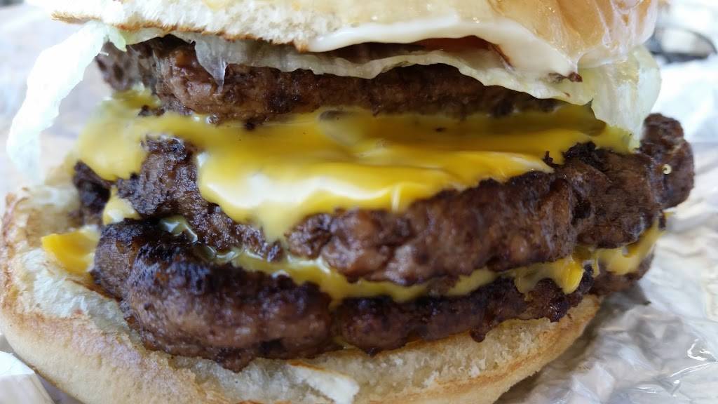 Wendys | restaurant | 1630 E Yosemite Ave, Manteca, CA 95336, USA | 2092392617 OR +1 209-239-2617