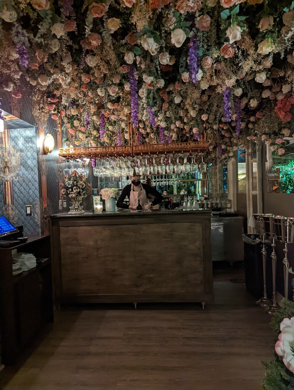 Cobis | restaurant | 2104 Main St, Santa Monica, CA 90405, USA | 4242385195 OR +1 424-238-5195