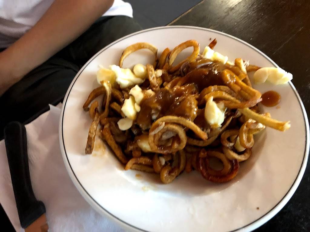 Resto-Bar Faste-Fou | restaurant | 30 Rue des Forges, Trois-Rivières, QC G9A 6E3, Canada | 8193785861 OR +1 819-378-5861