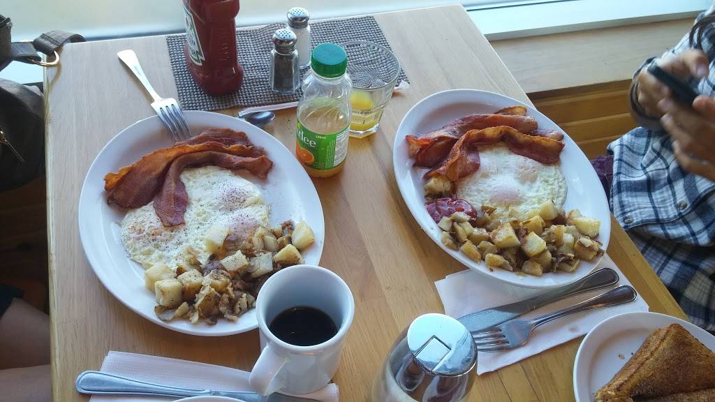 Sunset Grill | restaurant | 1299 Barton St E, Hamilton, ON L8H 2W1, Canada | 9055442400 OR +1 905-544-2400