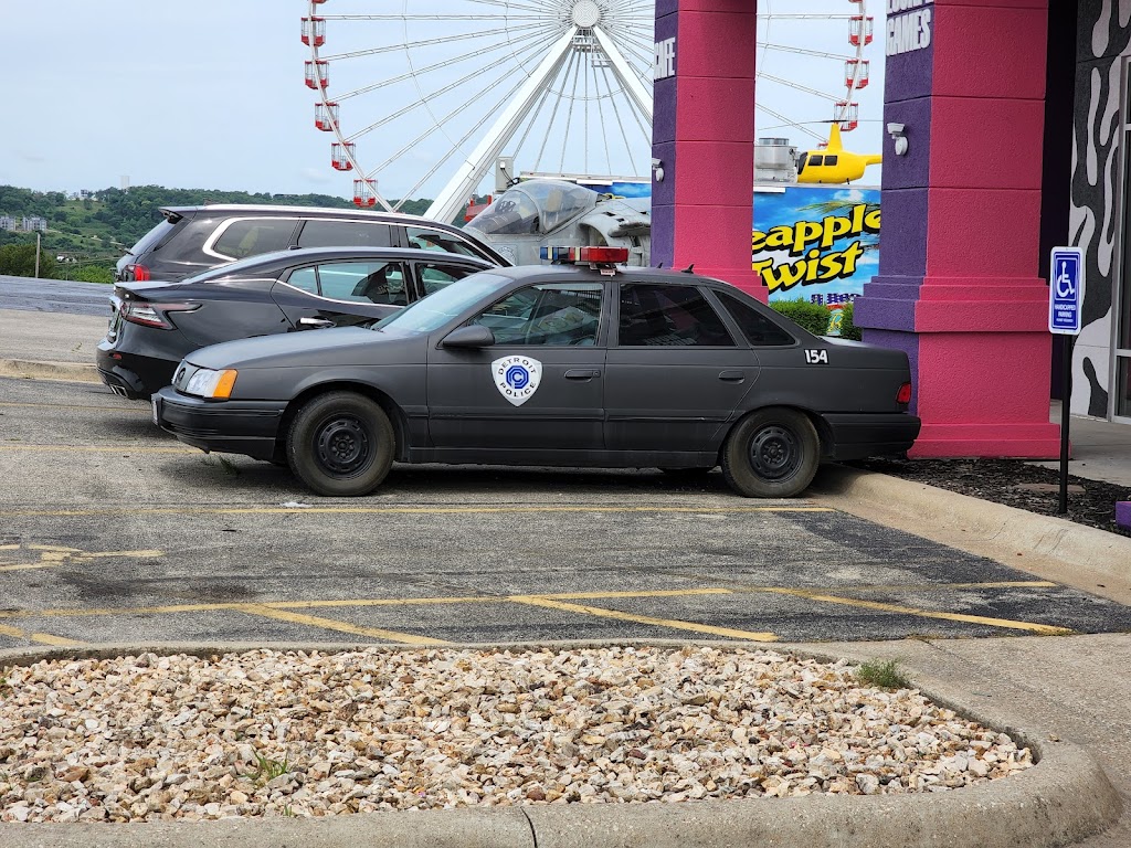 Retro Mania | restaurant | 3307 State Hwy 76, Branson, MO 65616, USA | 4175440143 OR +1 417-544-0143