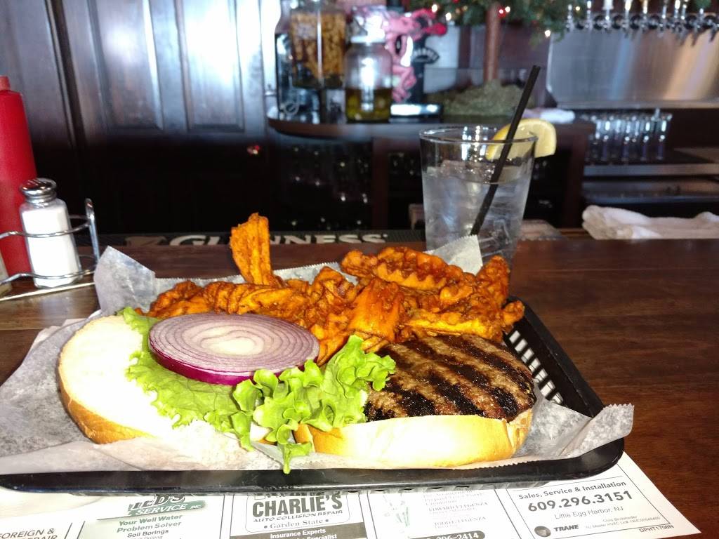 Doyles Pour House | restaurant | 210 W Main St, Tuckerton, NJ 08087, USA | 6092963373 OR +1 609-296-3373