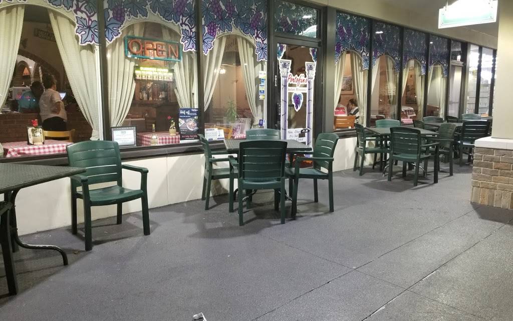 Portofino Italian Ristorante | meal takeaway | 5035 34th St S, St. Petersburg, FL 33711, USA | 7278642800 OR +1 727-864-2800