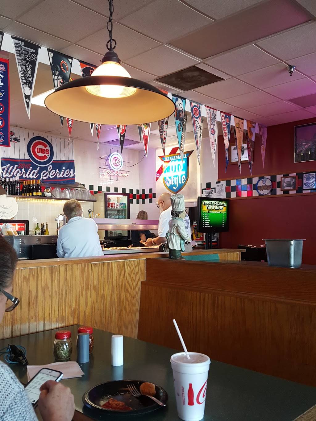 Pauls Chicago Pizza | restaurant | 1500 North McMullen Booth Rd, Clearwater, FL 33759, USA | 7277239777 OR +1 727-723-9777