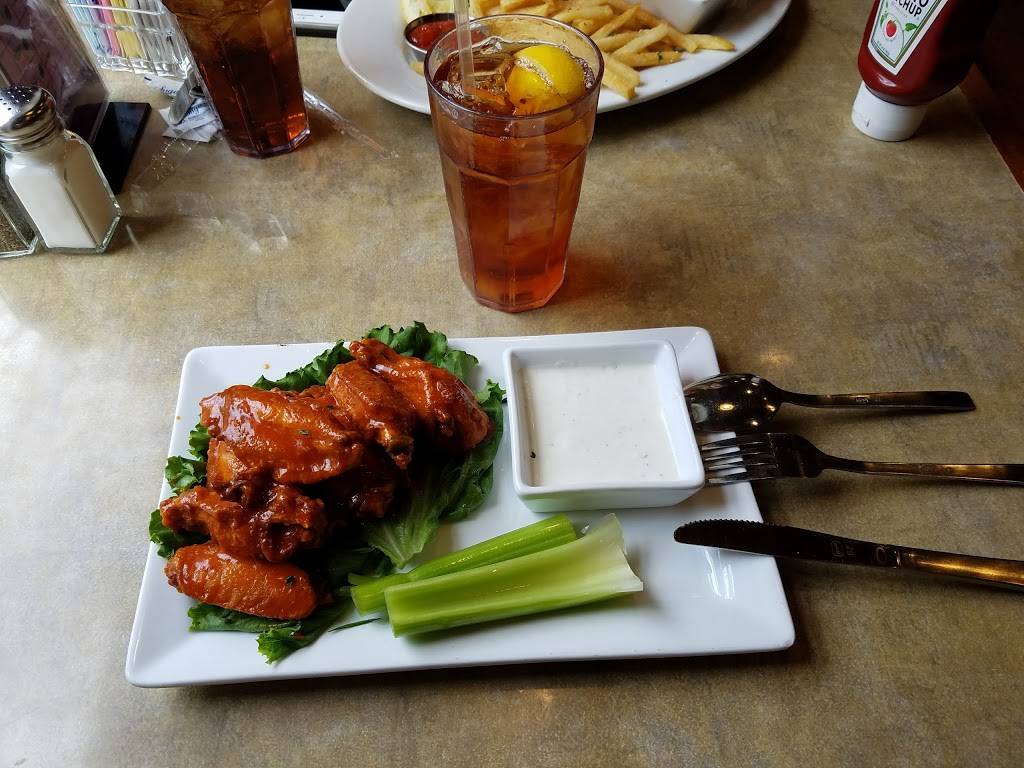 Otis & Henrys Bar & Grill | restaurant | 340 Main St, Black Hawk, CO 80422, USA | 3035823000 OR +1 303-582-3000