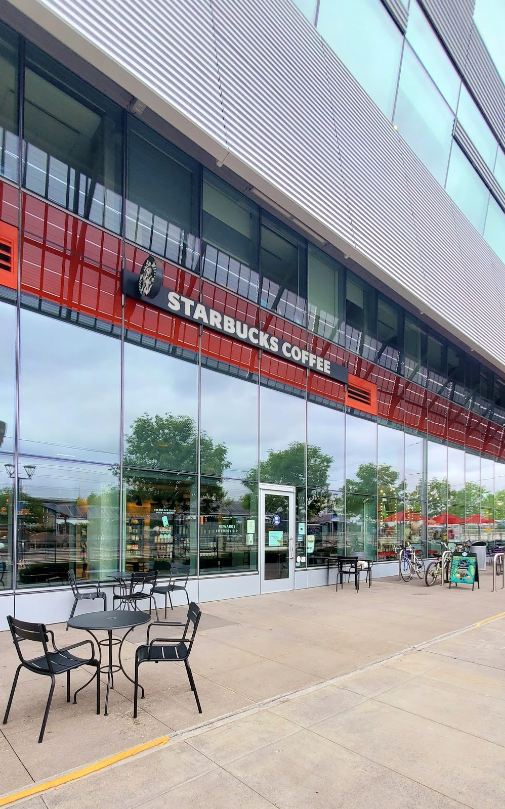 Starbucks | cafe | 2730 S Moody Ave, Portland, OR 97201, USA | 9718015552 OR +1 971-801-5552