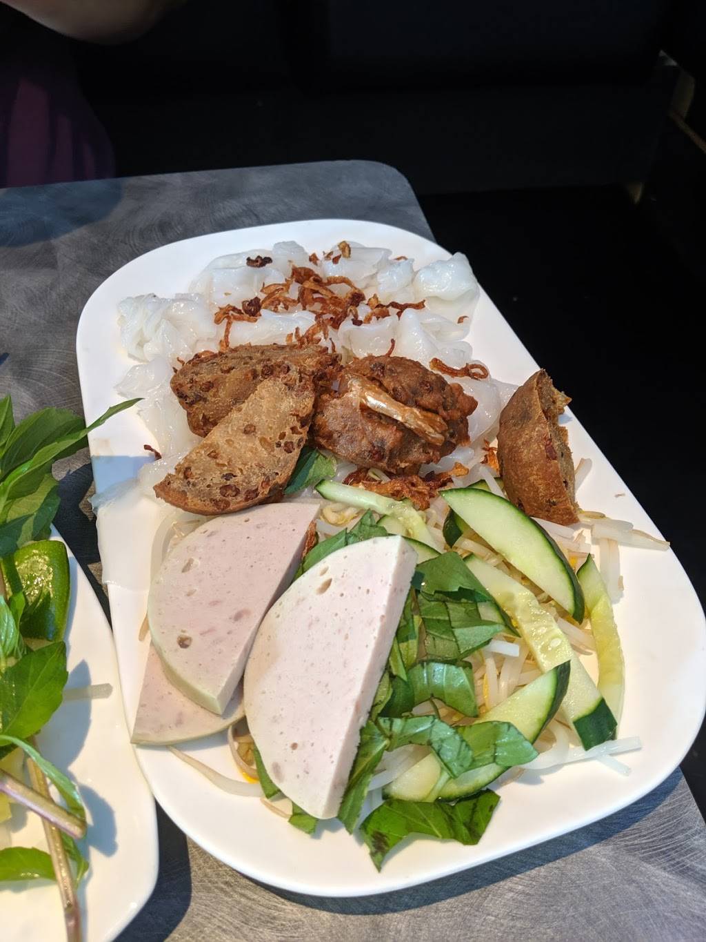 Mother’s Vietnamese Kitchen | restaurant | 145 Barton St E, Hamilton, ON L8L 8A8, Canada | 9057771100 OR +1 905-777-1100