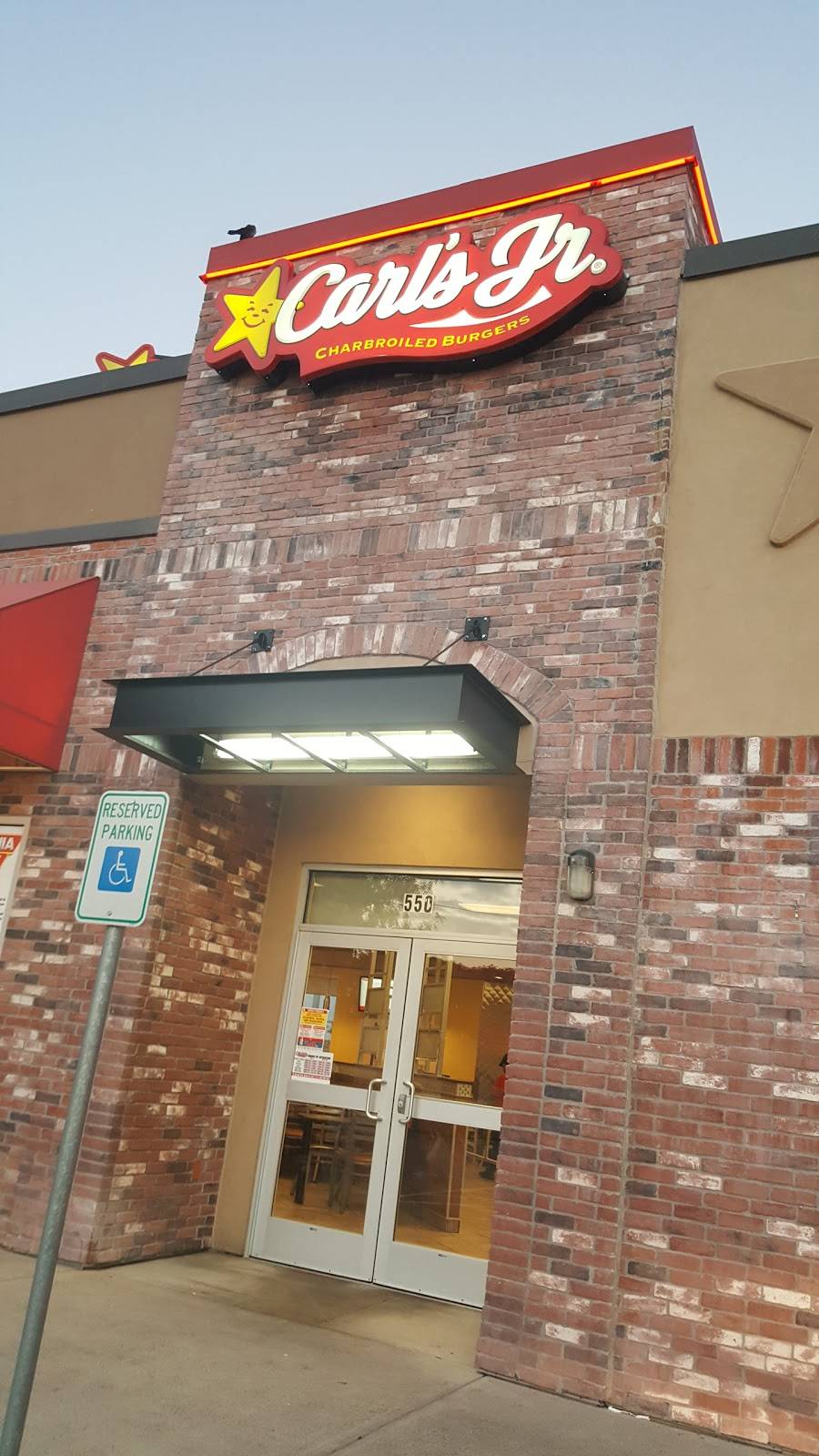 Carls Jr. | restaurant | 550 I-30, Garland, TX 75043, USA | 9722039466 OR +1 972-203-9466