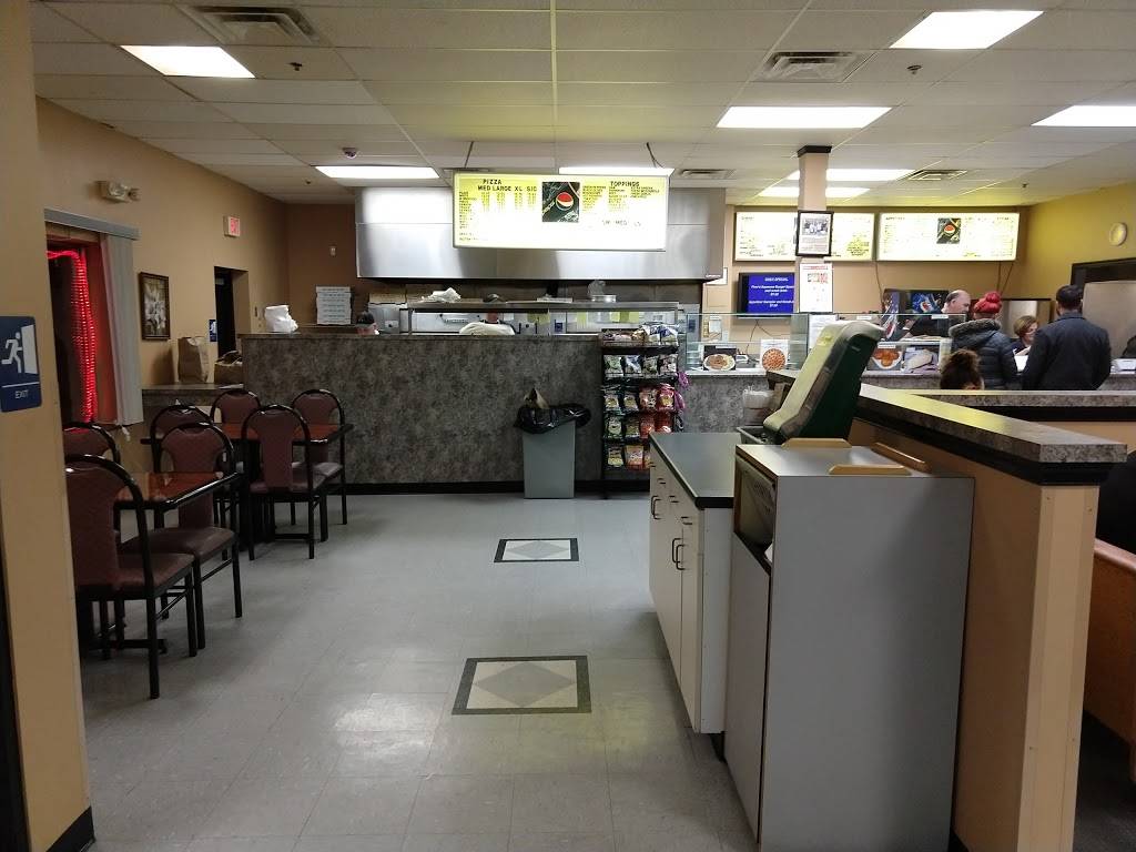 Pinos Pizzeria | restaurant | 230 Line St, Easton, PA 18042, USA | 6102532944 OR +1 610-253-2944