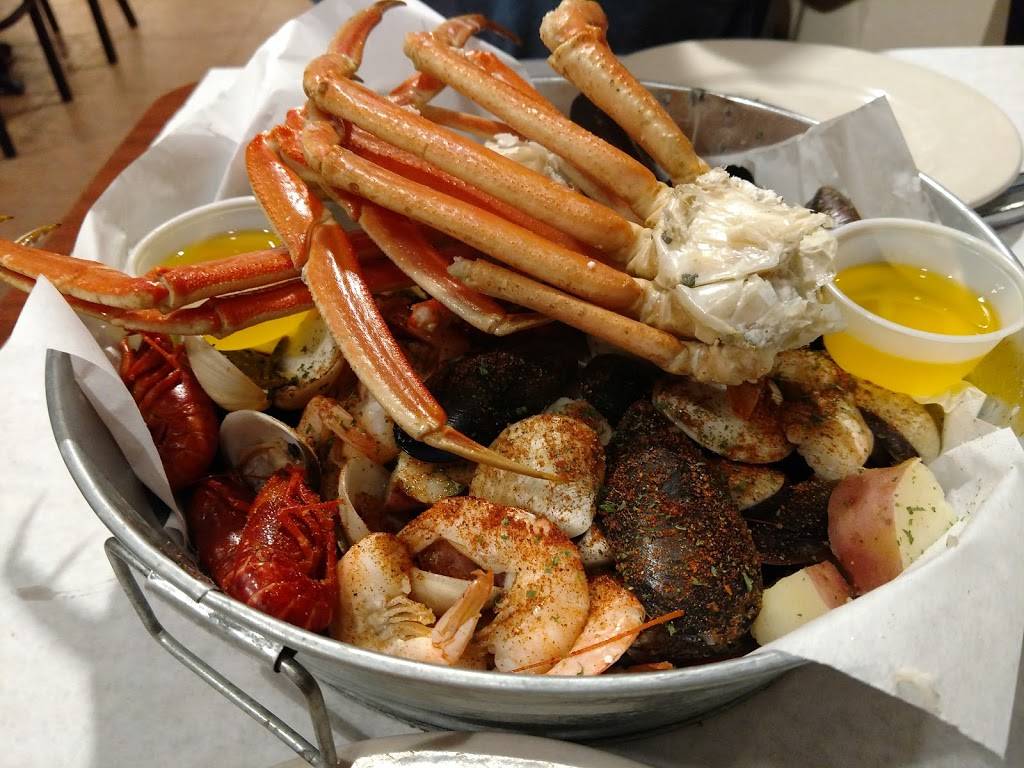 Lighthouse Lobster Feast | restaurant | 7675 W Irlo Bronson Memorial Hwy, Kissimmee, FL 34747, USA | 4075073899 OR +1 407-507-3899