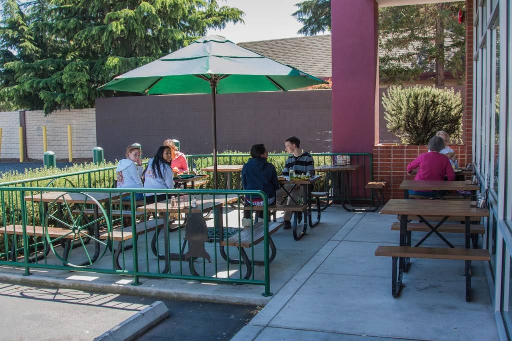 Eriks DeliCafé | Branham Square | meal takeaway | 4611 Almaden Expy, San Jose, CA 95118, USA | 4082651818 OR +1 408-265-1818