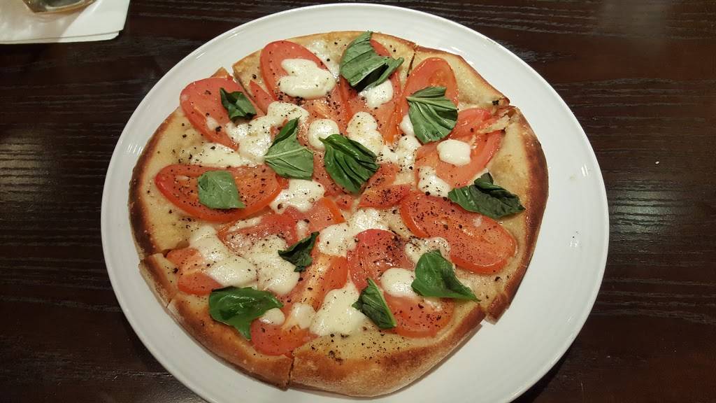 Carrabbas Italian Grill | restaurant | 43455 W Oaks Dr, Novi, MI 48377, USA | 2487350400 OR +1 248-735-0400