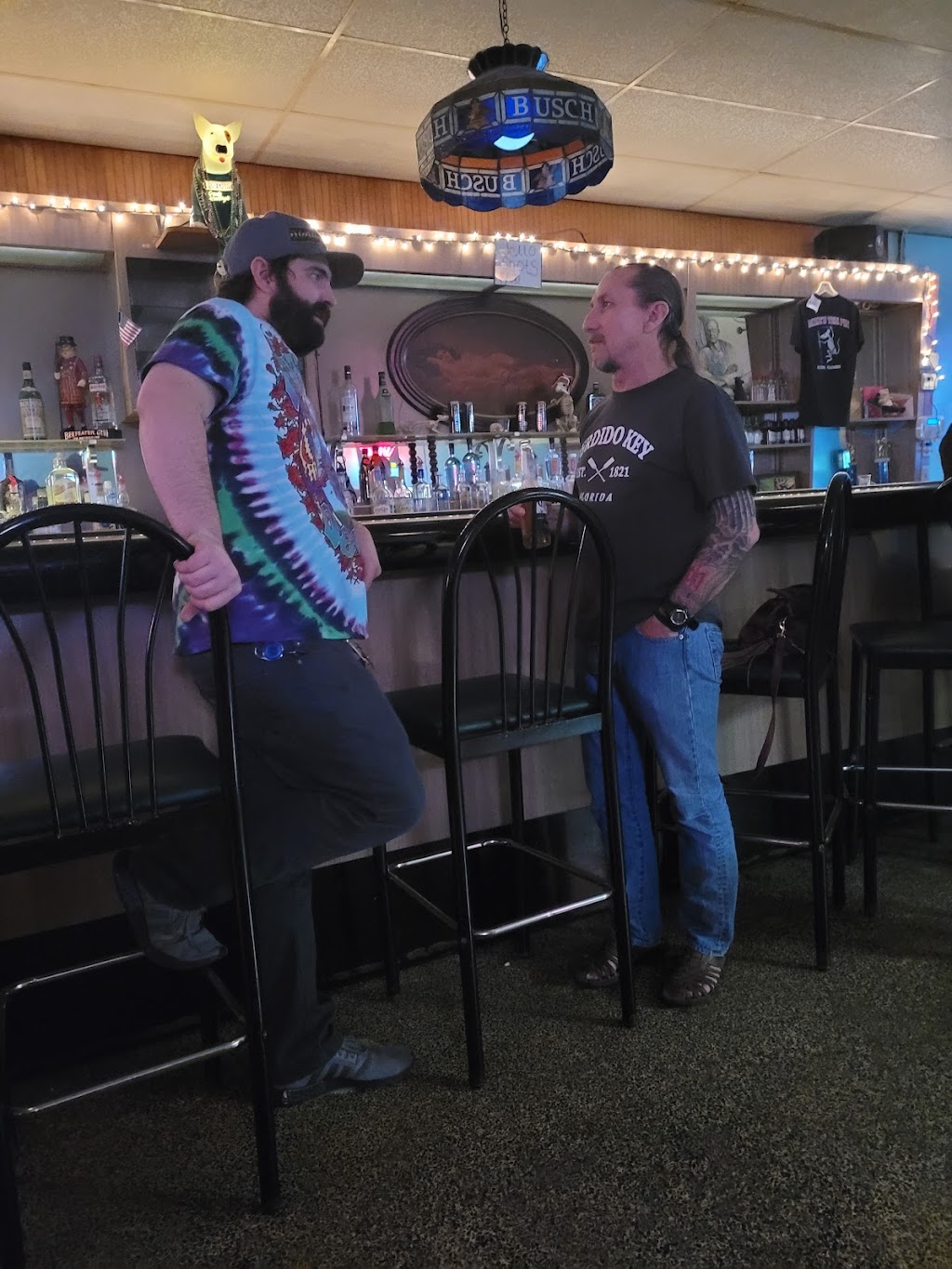 Mikes Ten-Pin Lounge | restaurant | 18 E Broadway, Alton, IL 62002, USA | 6184656565 OR +1 618-465-6565