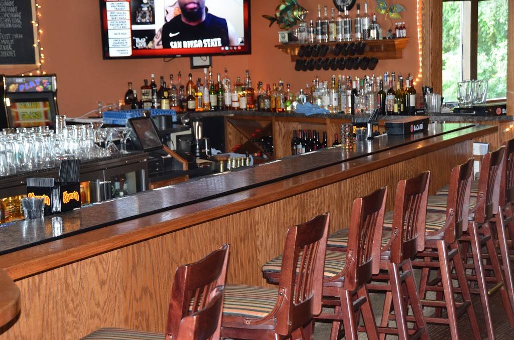 Muellers Linden Inn | restaurant | 4919 Wisconsin #144, Hartford, WI 53027, USA | 2622971660 OR +1 262-297-1660