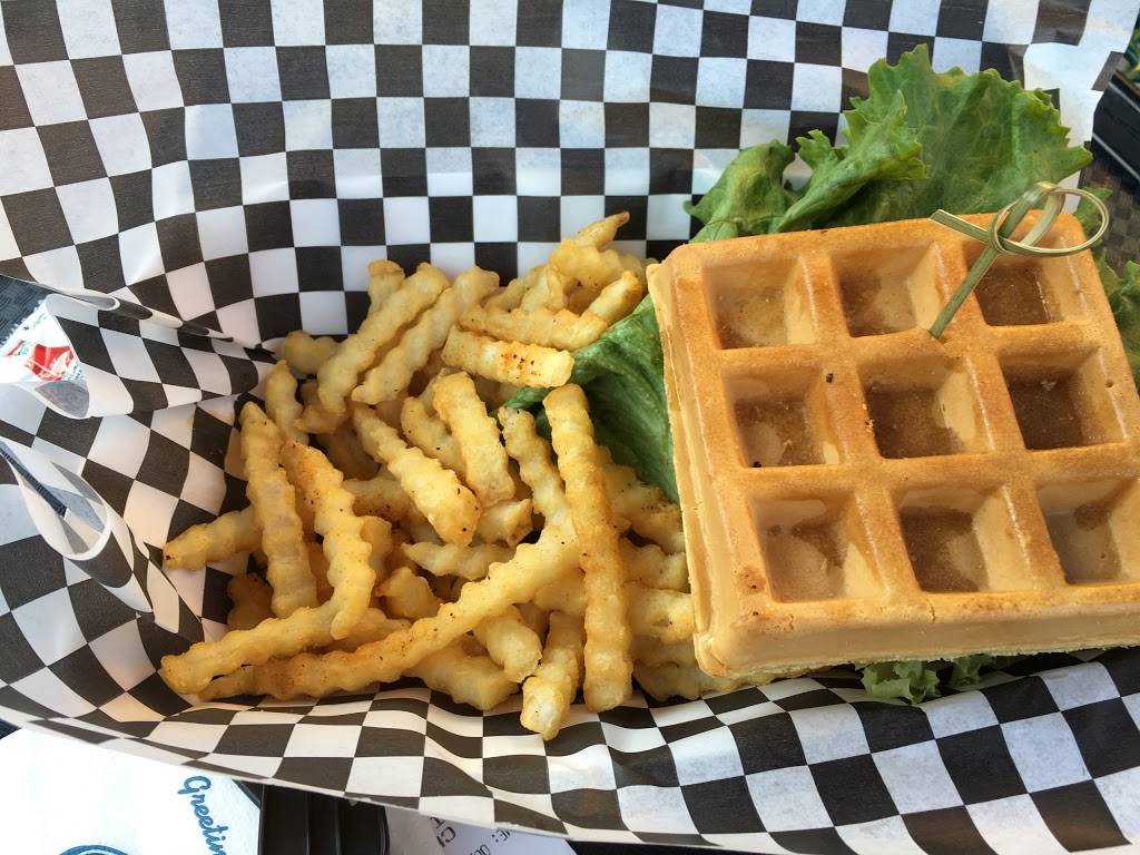 Cletus Chicken Shack | restaurant | 4426 Main Way Universal, North Hollywood, CA 91602, USA | 4072244233 OR +1 407-224-4233