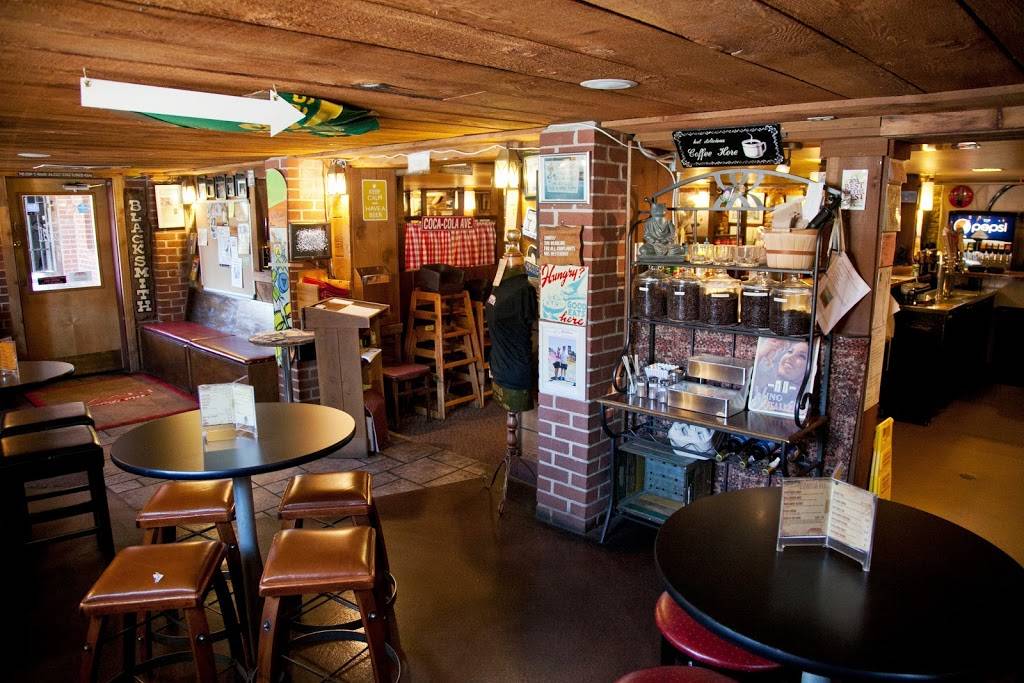 Old Town Pizza | restaurant | 150 Sacramento St, Auburn, CA 95603, USA | 5308887600 OR +1 530-888-7600