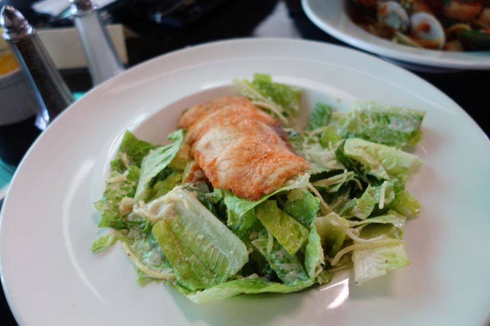 Frutti De Mar Grill | restaurant | 431 Tyler St, Monterey, CA 93940, USA | 8317472212 OR +1 831-747-2212