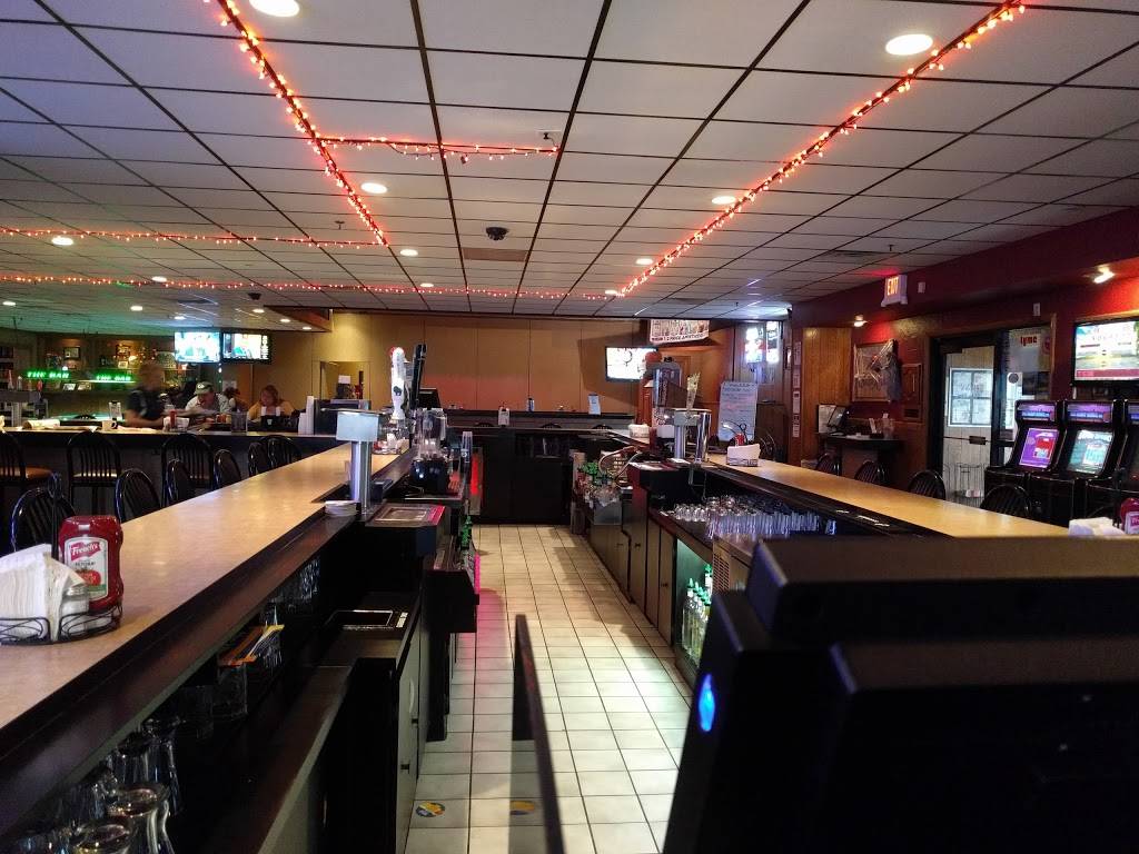 The Bar - Lime Kiln | restaurant | 606 Lime Kiln Rd, Green Bay, WI 54302, USA | 9204683566 OR +1 920-468-3566