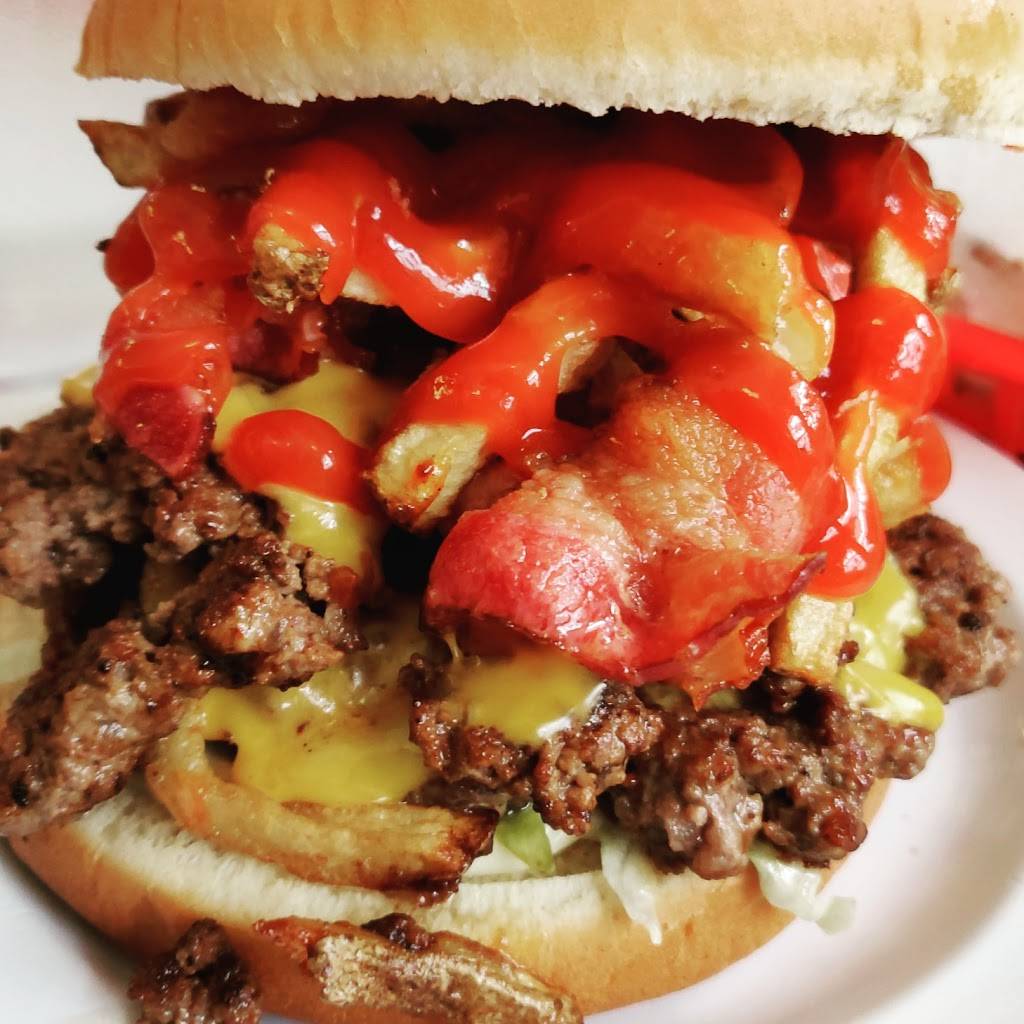 Bobs Hamburg | restaurant | 1351 East Ave, Akron, OH 44307, USA | 3302532627 OR +1 330-253-2627