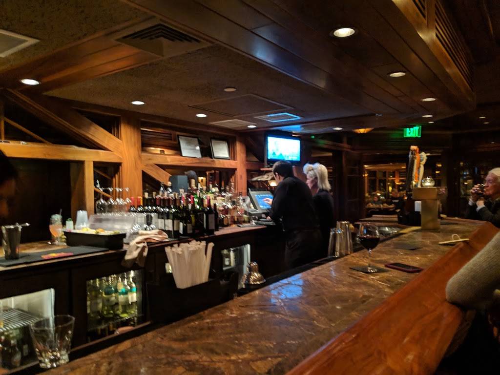 Nauvoo Grill Club | restaurant | 121 Fair Haven Rd, Fair Haven, NJ 07704, USA | 7327478777 OR +1 732-747-8777