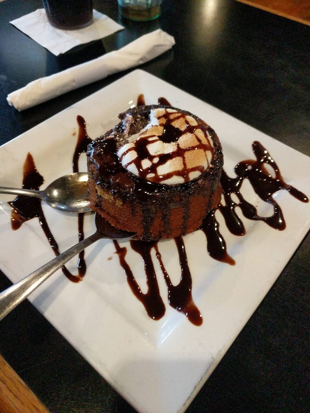 Rocky Top Beer BBQ | restaurant | 1900 Lansing Ave, Jackson, MI 49202, USA | 5177844227 OR +1 517-784-4227