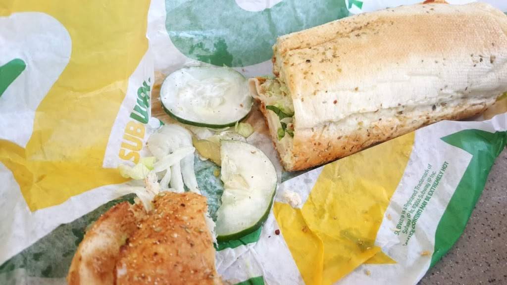 Subway | restaurant | 2019 SW Hwy 484, Ocala, FL 34473, USA | 3524145611 OR +1 352-414-5611
