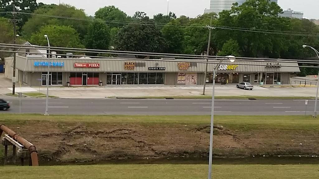 Tower of Pizza | restaurant | 2104 Veterans Memorial Blvd, Metairie, LA 70002, USA | 5048339373 OR +1 504-833-9373