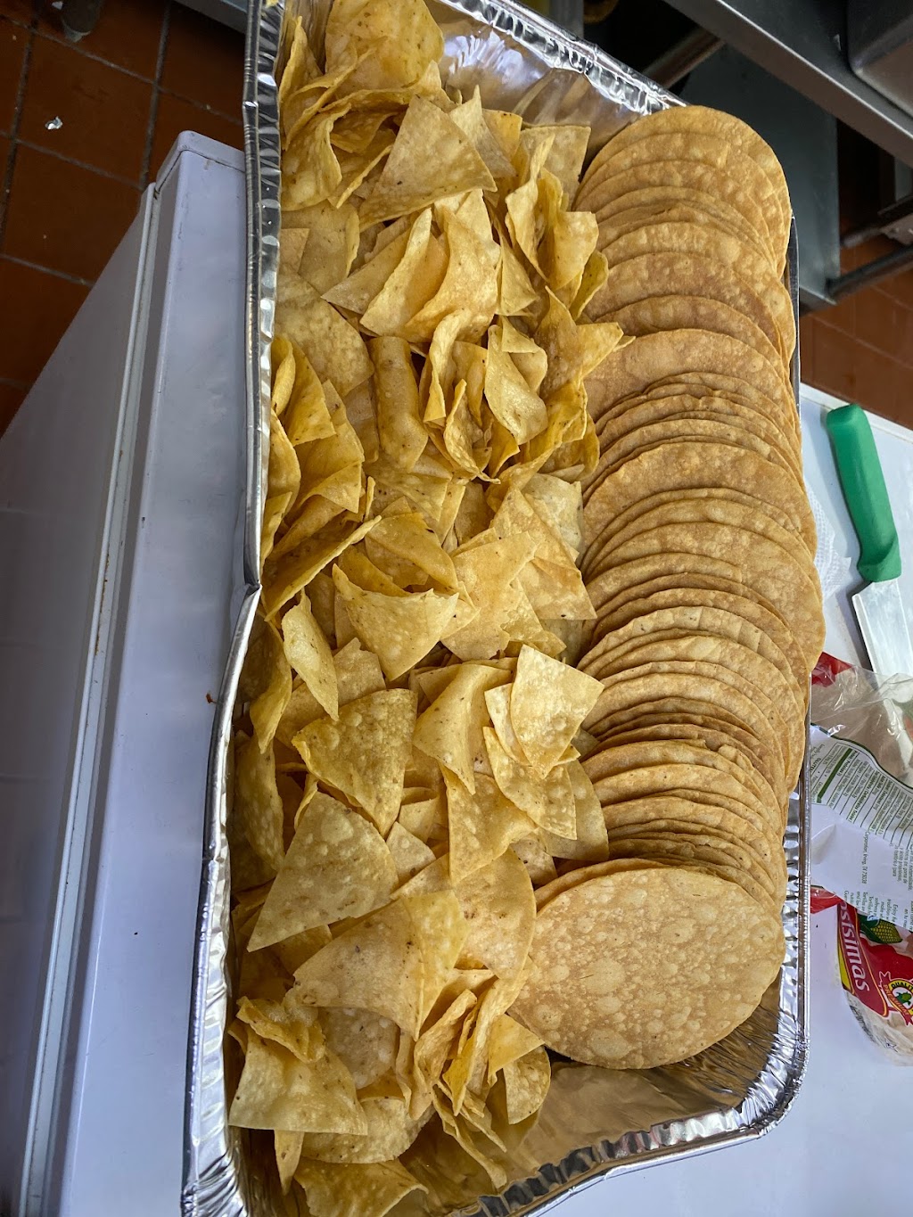 mariscos ixtapa mexican grill 360 llc | restaurant | 2600 W Edinger Ave, Santa Ana, CA 92704, USA | 7147604244 OR +1 714-760-4244