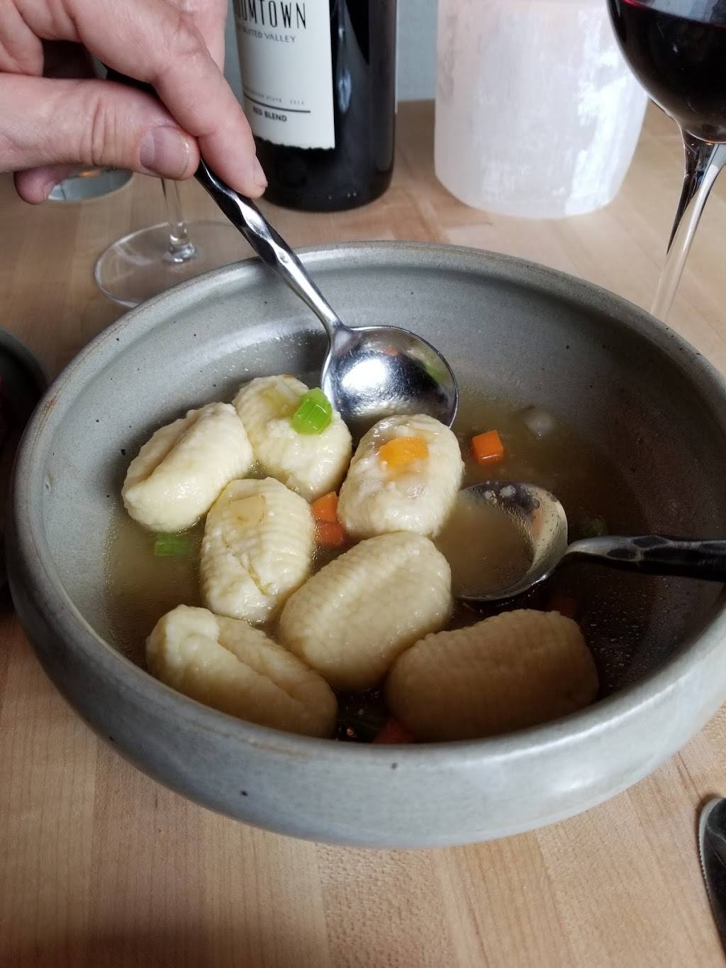 Restore Public House | restaurant | 1810 State St, La Crosse, WI 54601, USA | 6087825210 OR +1 608-782-5210