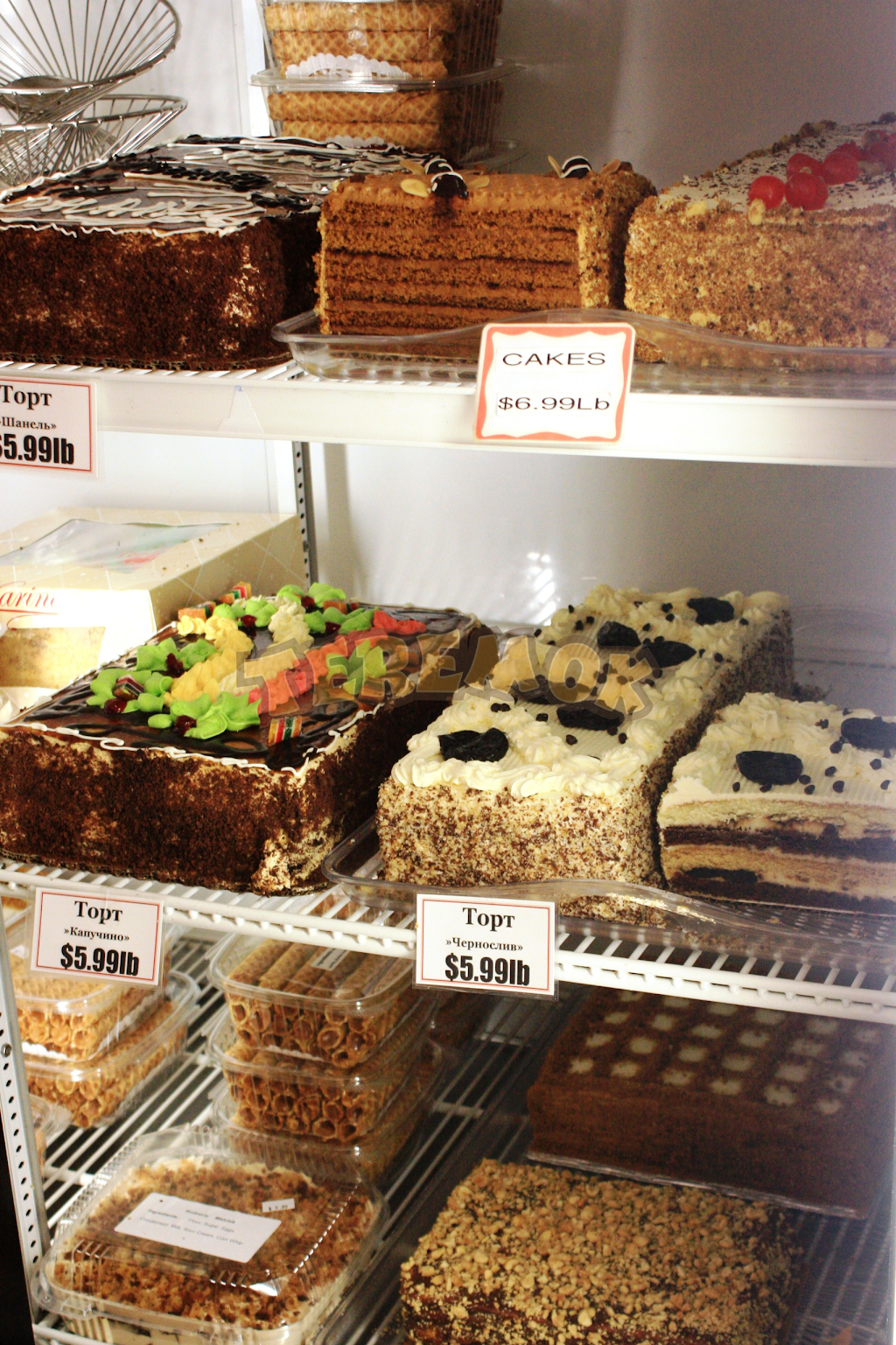 Teremok | bakery | 5519 Hemlock St, Sacramento, CA 95841, USA | 9163344001 OR +1 916-334-4001