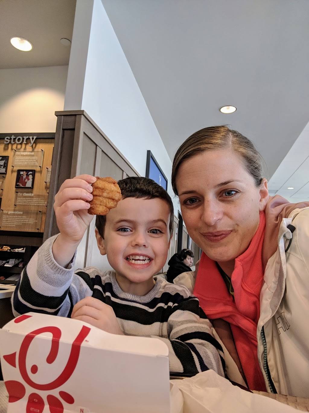 Chick-fil-A | restaurant | 1401 Research Blvd, Rockville, MD 20850, USA | 3012514000 OR +1 301-251-4000